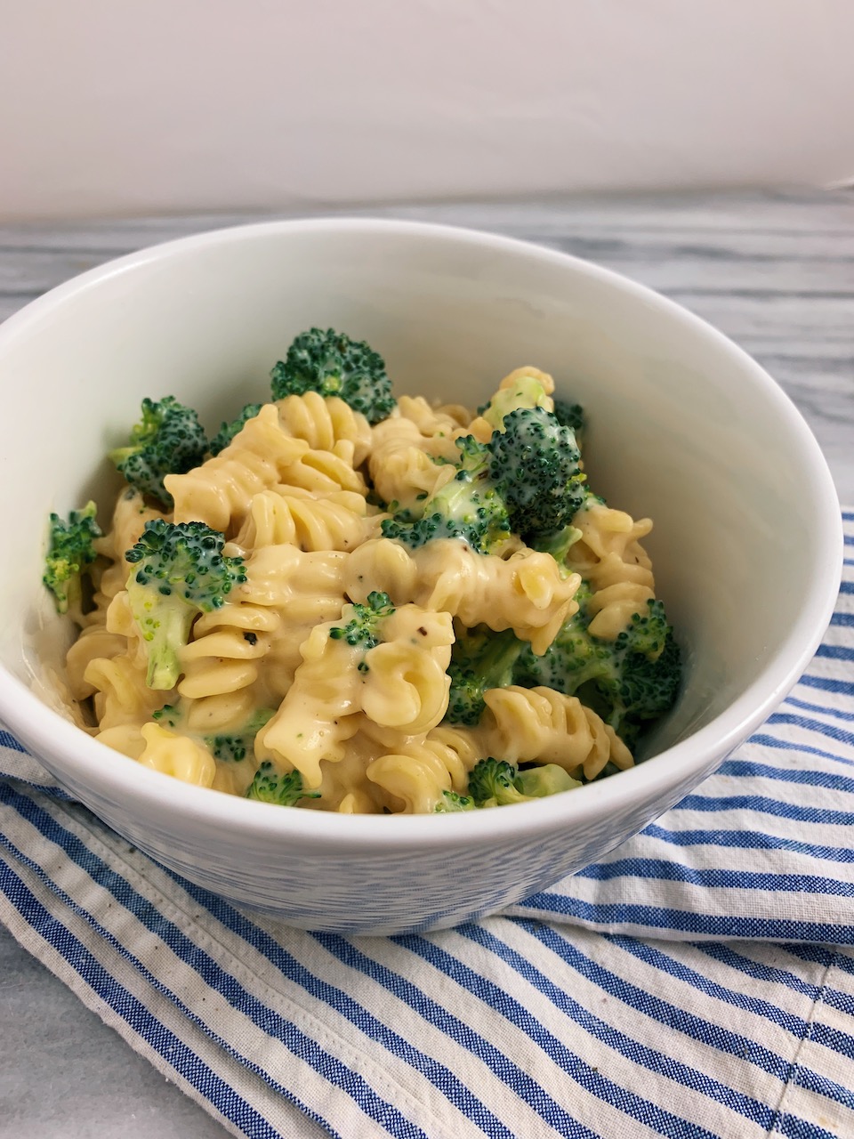 Creamy Broccoli Mac & Cheese – Northwest Nom Nom